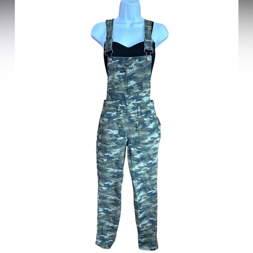 No Boundaries Green Camo Skinny Overalls Size XS